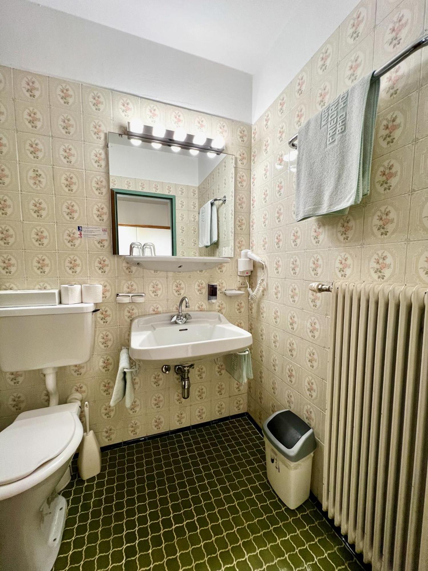 Haus Friedrichsburg - Bergbahnen Von Mai Bis November Inklusive Hotell Bad Hofgastein Exteriör bild