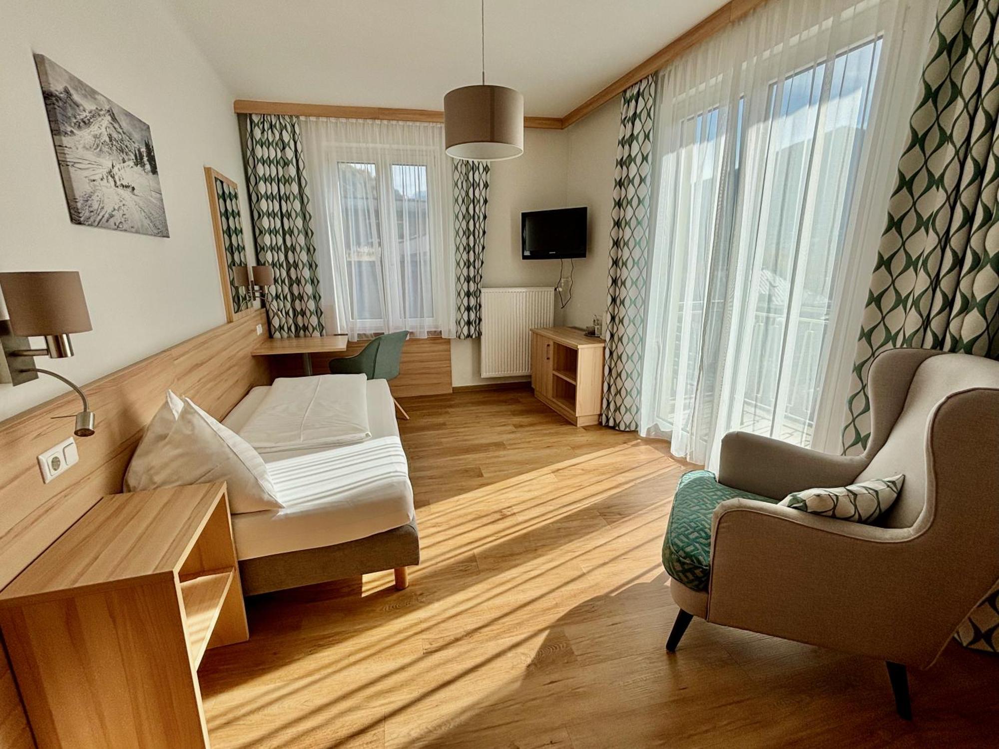 Haus Friedrichsburg - Bergbahnen Von Mai Bis November Inklusive Hotell Bad Hofgastein Exteriör bild