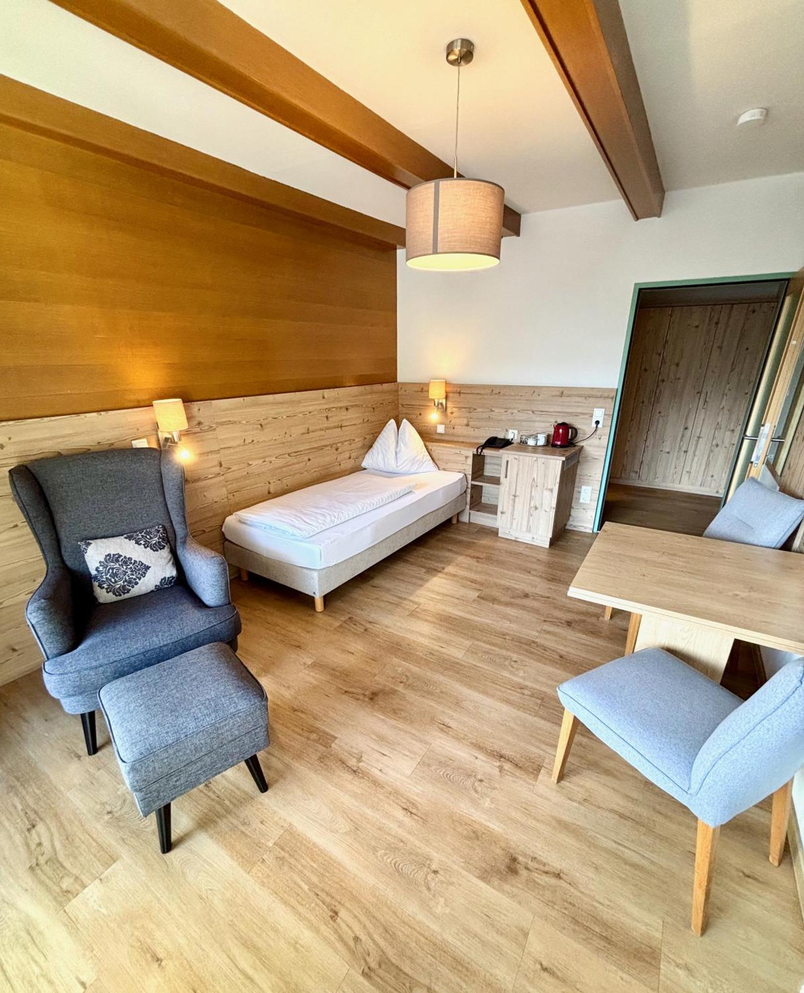 Haus Friedrichsburg - Bergbahnen Von Mai Bis November Inklusive Hotell Bad Hofgastein Exteriör bild