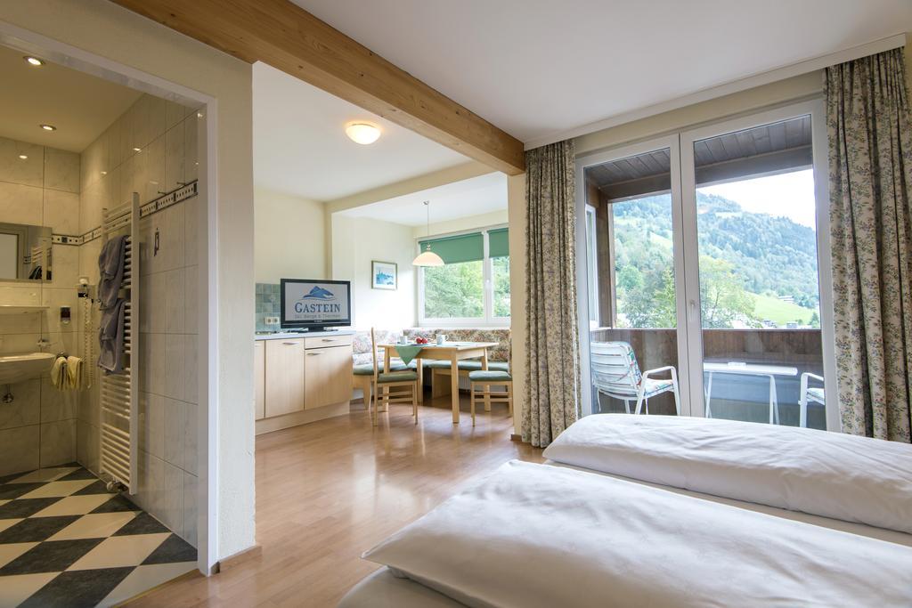 Haus Friedrichsburg - Bergbahnen Von Mai Bis November Inklusive Hotell Bad Hofgastein Rum bild